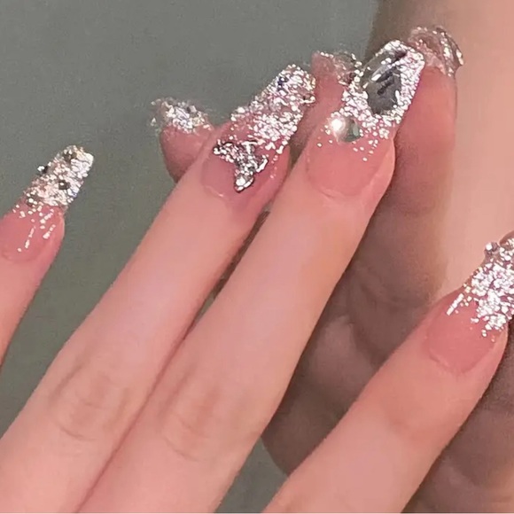 24 pc Medium Coffin Glossy Ballerina French Acrylic Nails with 3D Rhinestones - Picture 5 of 8